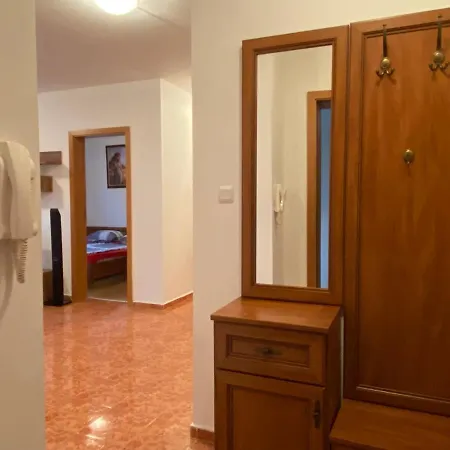Apartment Anita B22 *